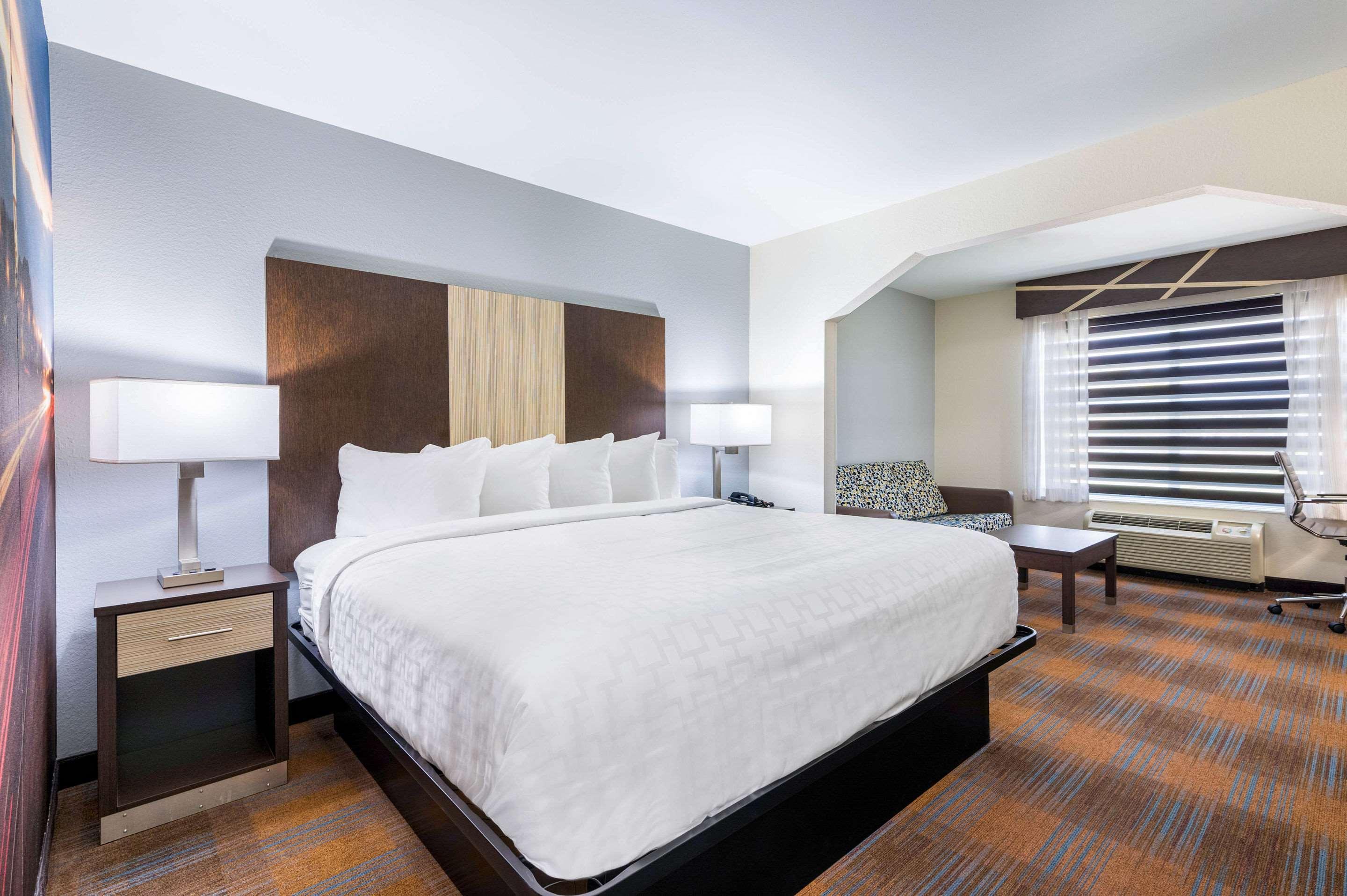 Clarion Pointe Madison-Huntsville Extérieur photo