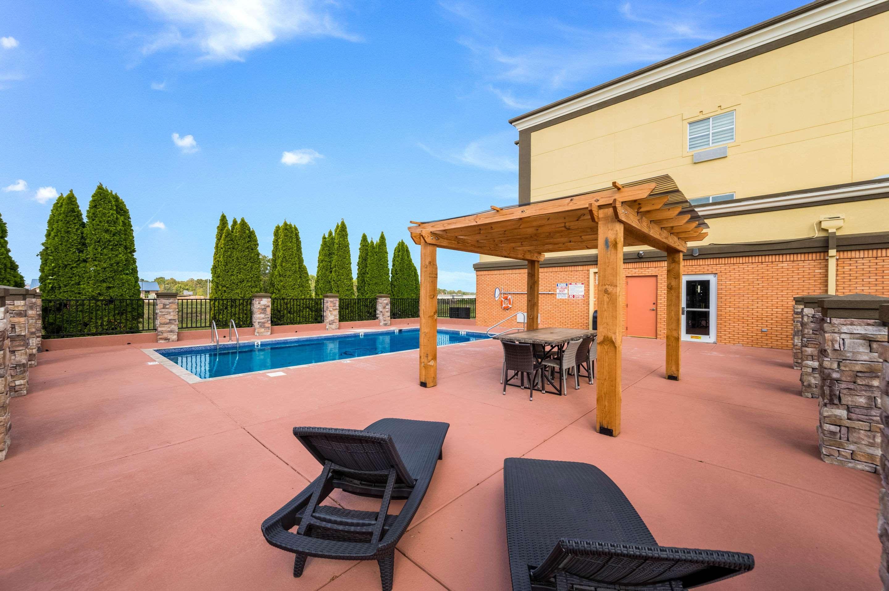 Clarion Pointe Madison-Huntsville Extérieur photo