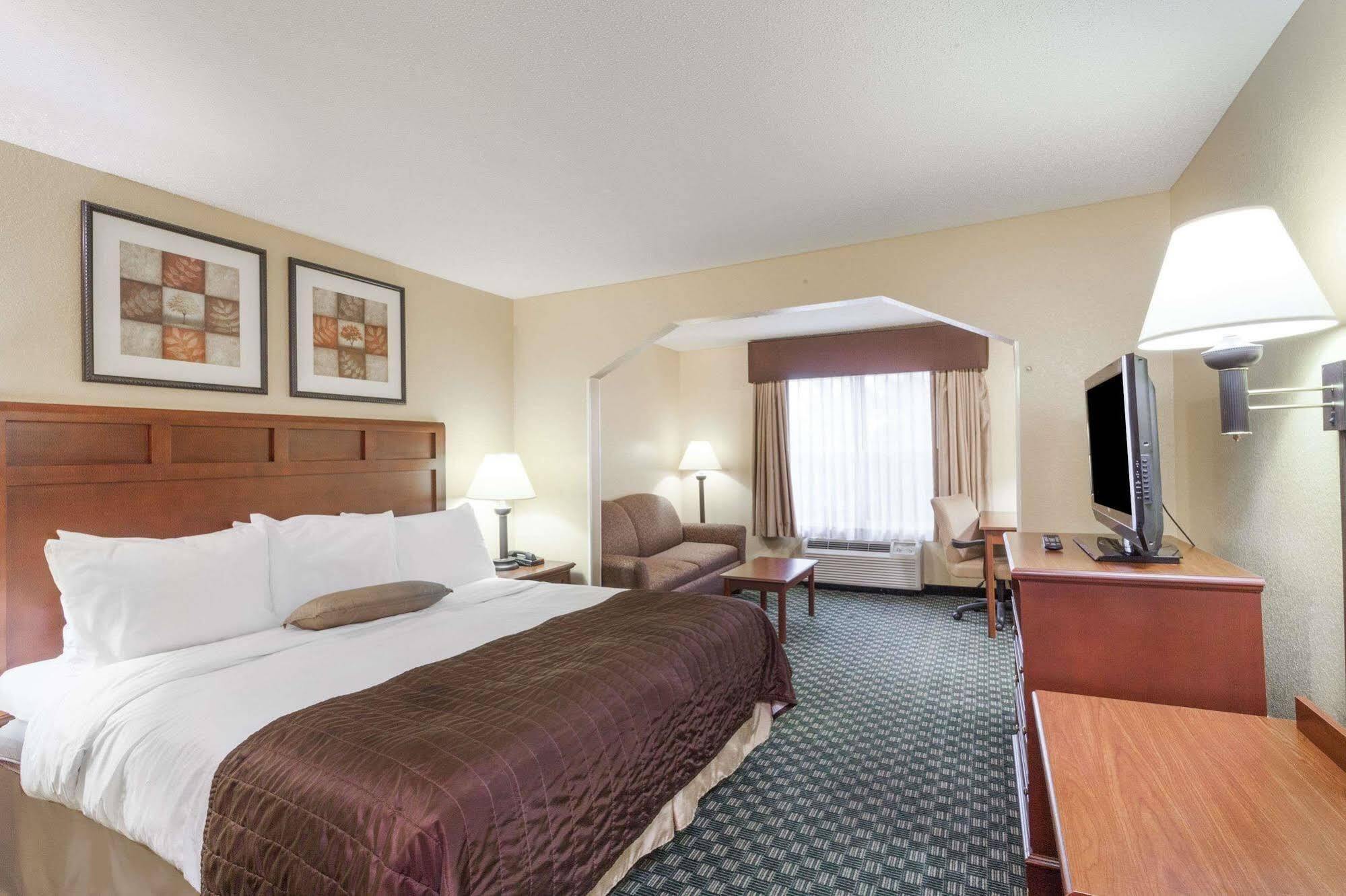 Clarion Pointe Madison-Huntsville Extérieur photo